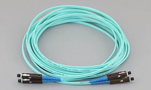 Patchcord z optických vláken MU