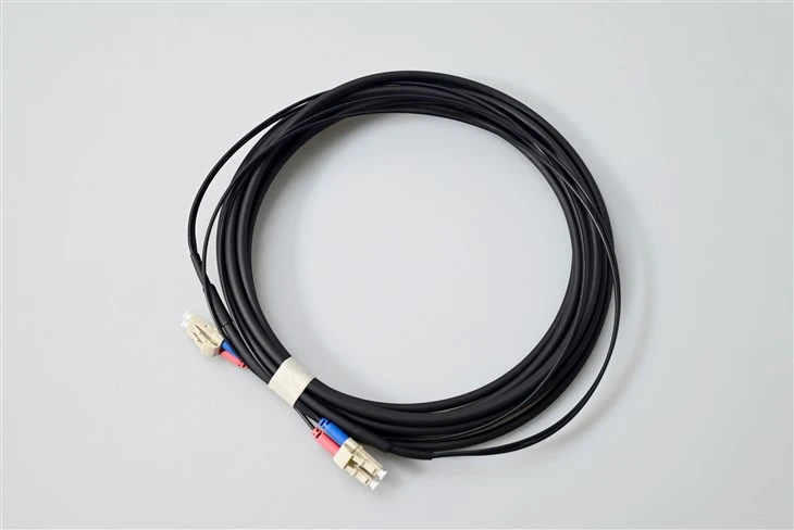 Propojovací kabel z optických vláken Lc Multi Mode Duplex